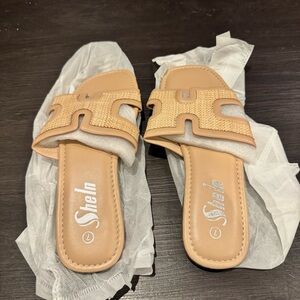 🦄3 for $10🦄 SHEIN Beige Woven Slide Sandals
